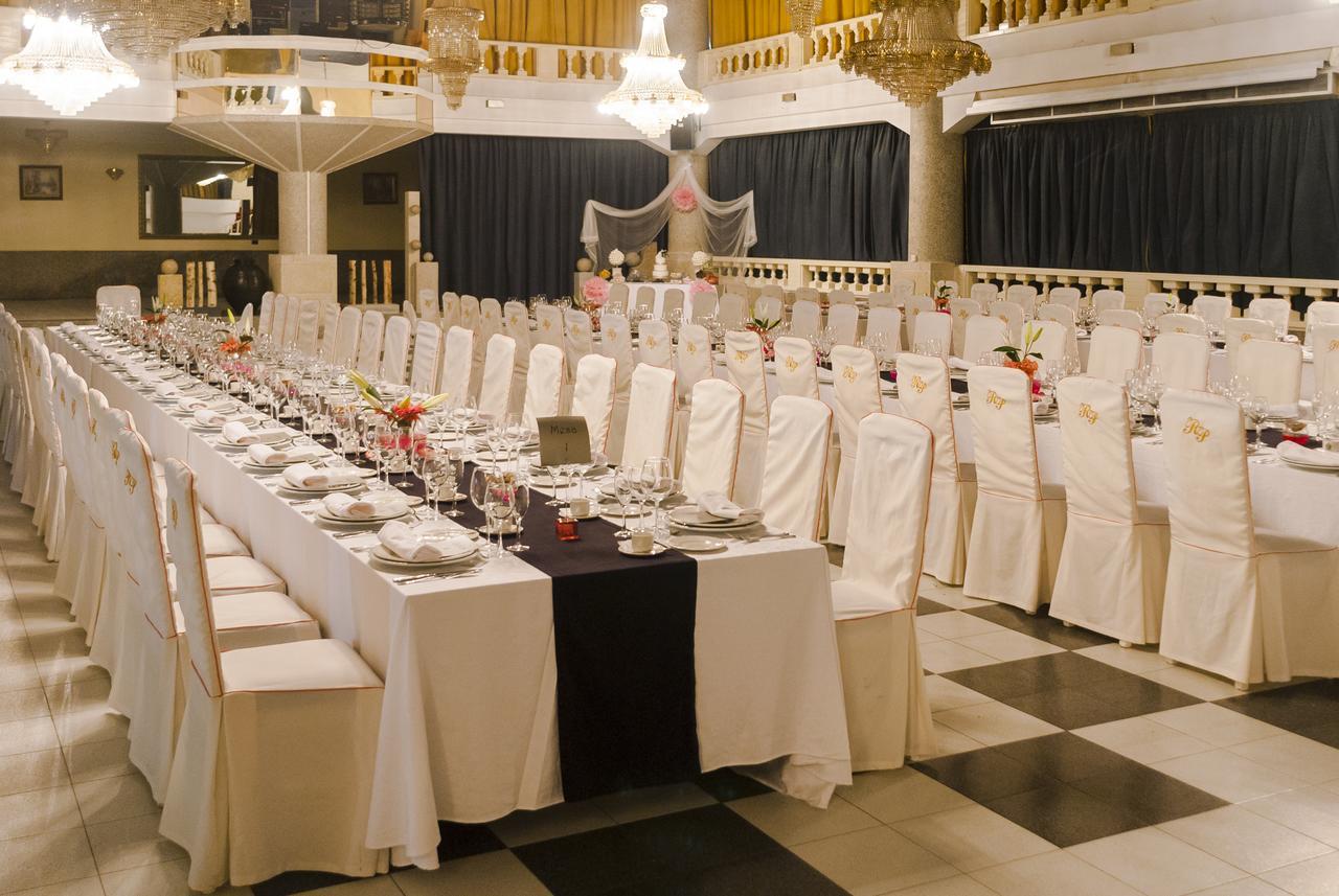 Complejo Hostelero Paladium Villamartín エクステリア 写真