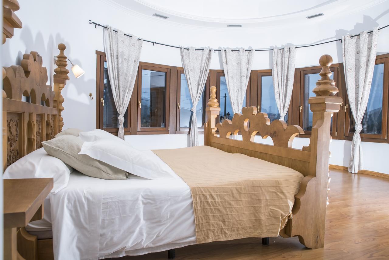 Complejo Hostelero Paladium Villamartín エクステリア 写真