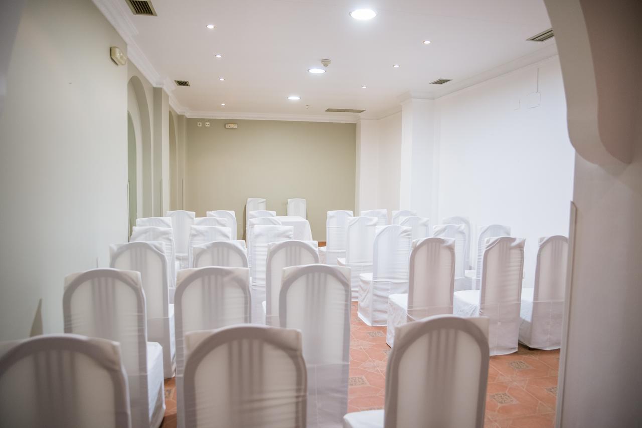 Complejo Hostelero Paladium Villamartín エクステリア 写真