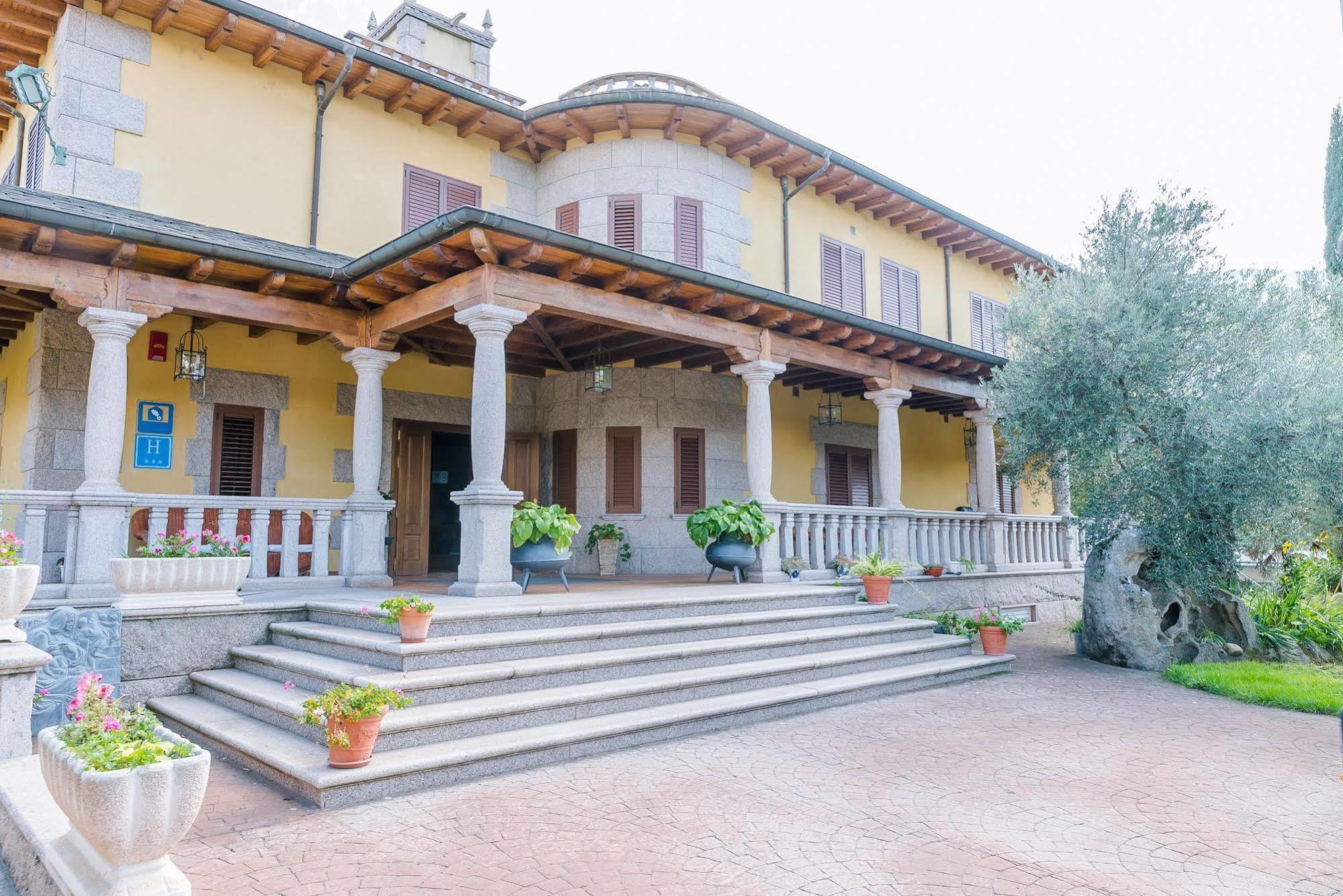 Complejo Hostelero Paladium Villamartín エクステリア 写真